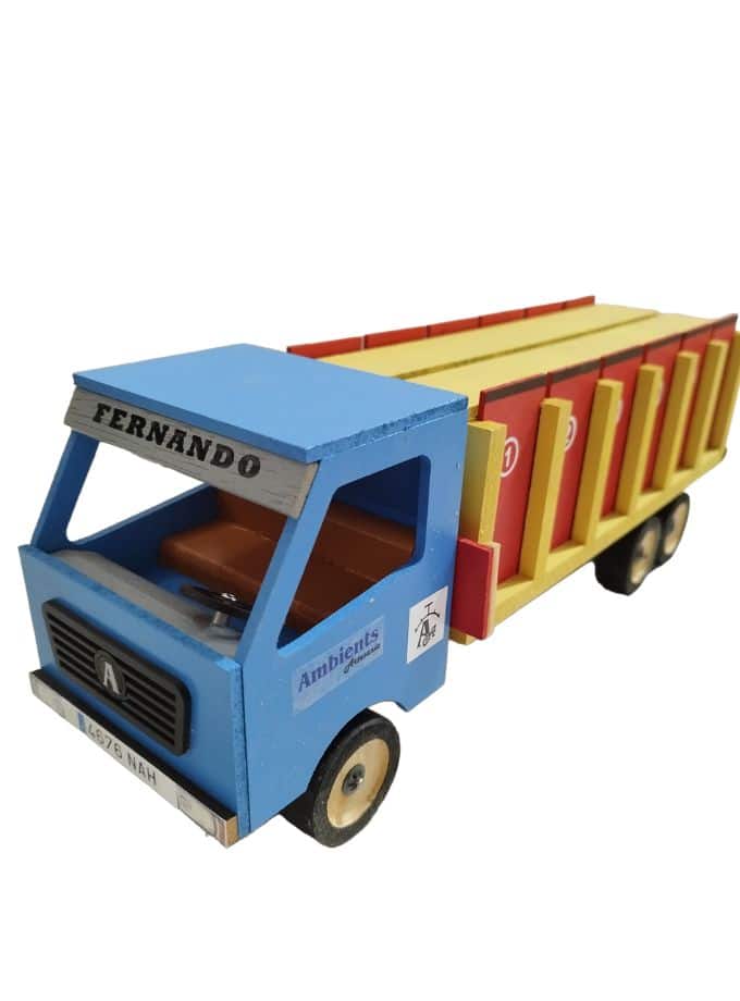 Camión de Juguete para el Transporte de Toros