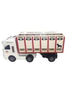 Toy 6-door bull truck in white - Image 7